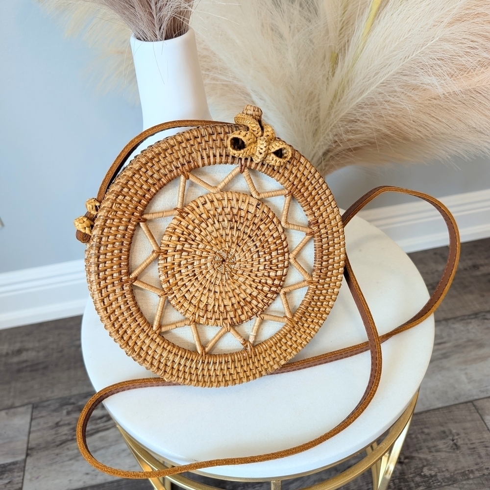 Handcrafted Tan Rattan Crossbody Bag - Picture 7 of 7